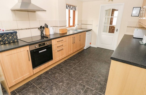 Llangynin Cottage | Brynawel