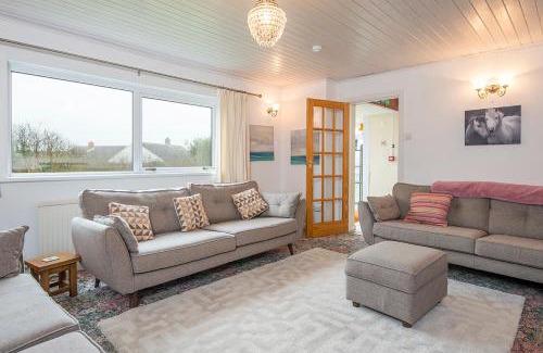 Trefin House | Bryngarw