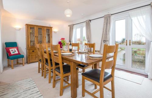 Trefin House | Bryngarw