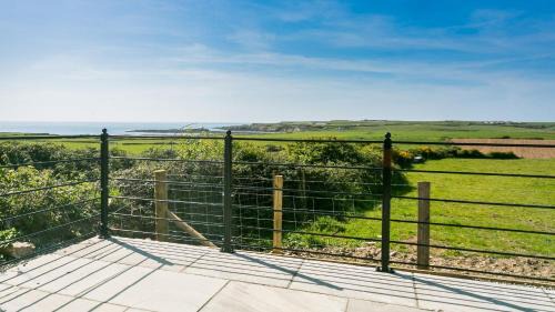 Ty Croes House | Bryntirion Wyn