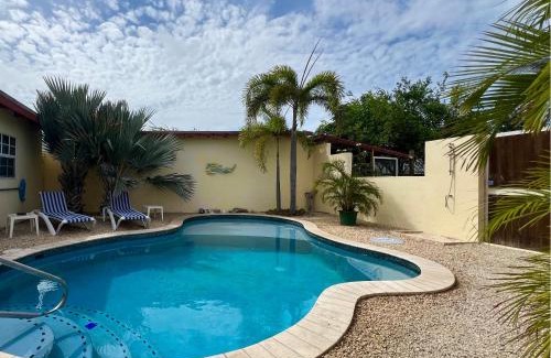 Oranjestad House | Bubali Gardens - Eagle Beach's Oasis