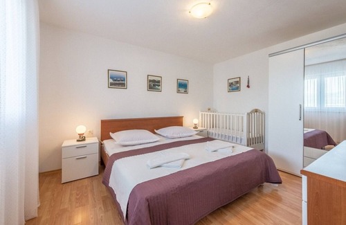 Mastrinka Apartment | Bubi - sea View - A1