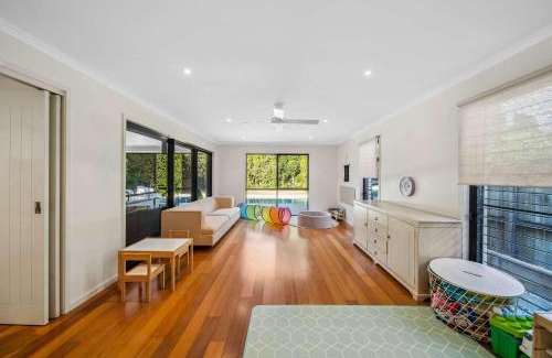 Buderim House | Buderim Mountaintop Retreat With Pool