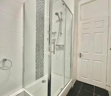 Golders Green House | Budget 29