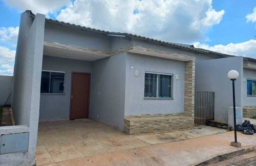 Cidade Ocidental House | Budget Accommodation Home with Leisure