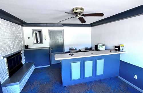 Manistique Hotel | Budget Host Inn Manistique