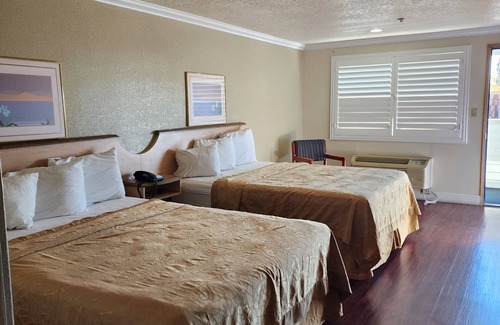Corcoran Hotel | Budget Inn Motel