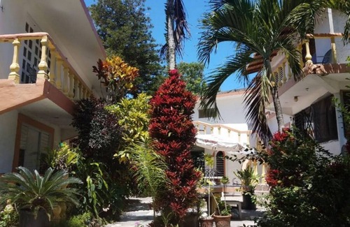 Cabarete Apartment | Budget room in Cabarete guesthouse, near beach and shops/restaurants