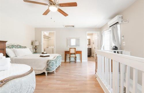 Parker House | Budget Stay in West GVL!