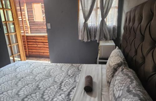 Bloemfontein Hotel | Budget Wooden Cabins at KUDU