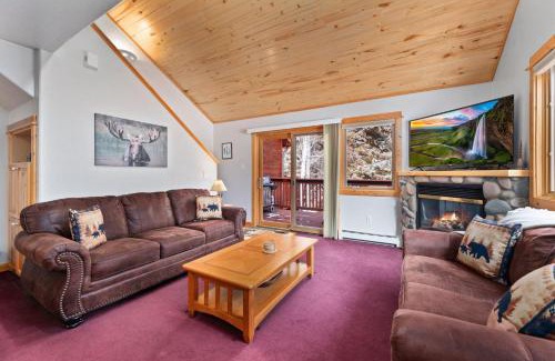 Fall River Estates Apartment | Bugle Pointe A15 by Estes Park Condos
