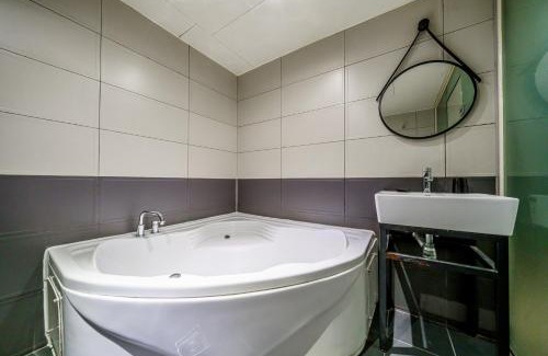 Daejo-dong Hotel | Bulgwang 3S Hotel