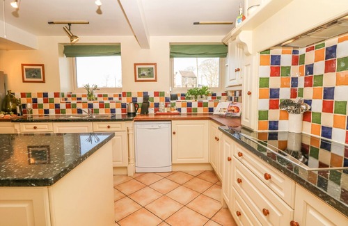Millhouse Green Cottage | Bullace Barn