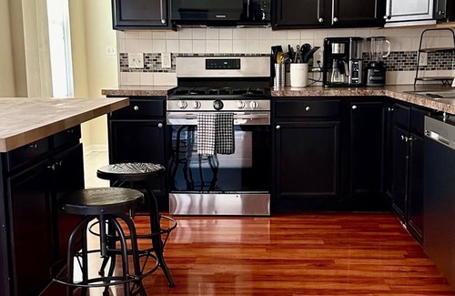 Allentown House | Bundle of happiness in an entire townhouse