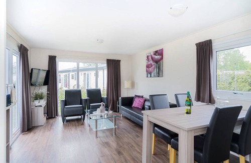 Baarle-Nassau House | Bungalow ∙ 2 bedrooms ∙ 4 guests