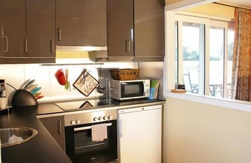 Windeby House | Bungalow-Comfort-Ensuite-Terrace-Solanum
