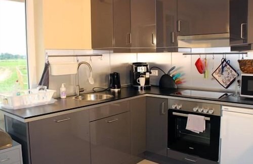 Windeby House | Bungalow-Comfort-Ensuite-Terrace-Solanum
