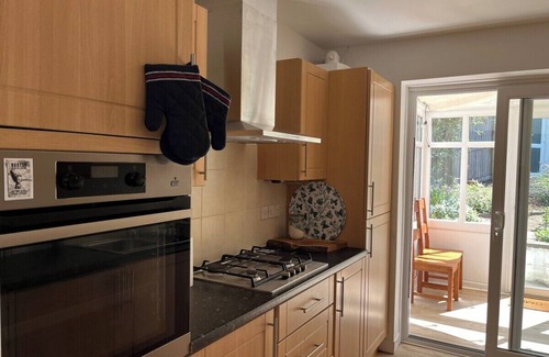 Ashburton House | Bungalow on Dartmoor's Edge, Parking & Garden
