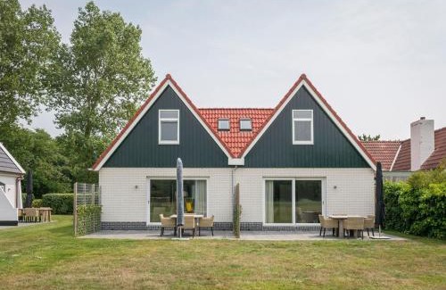 De Cocksdorp House | Bungalow on Texel with a spacious terrace