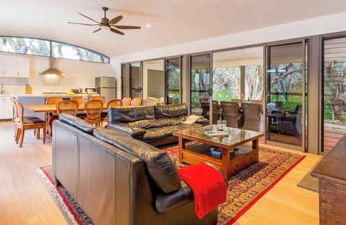 Naturaliste House | Bunker Bayhouse Your Ideal Escape by the Beach
