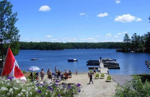 Seguin House | Bunkie 3 At The Lake On Muskoka Shores