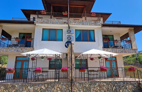 Intsaraki Apartment | Buongiorno Premium