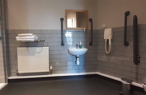 Burlton Hotel | Burlton Inn