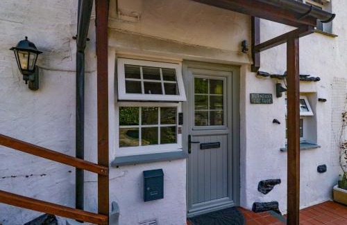 Lindale House | Burnbank Cottage