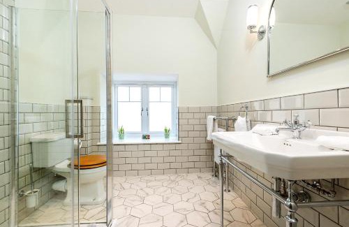 Shottery Hotel | Burnside Hotel