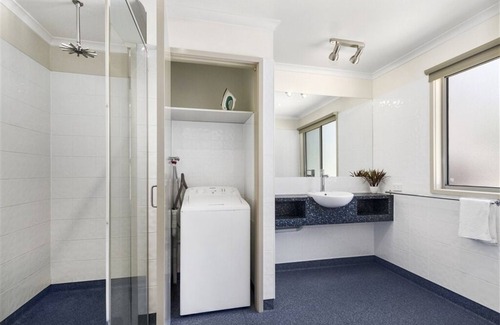 Forge Creek Apartment | Burrabogie - 1 Nt(waterfront)