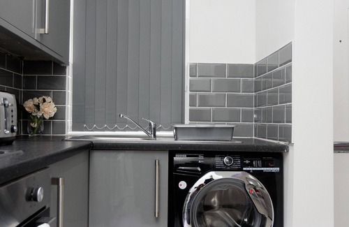 Harehills Apartment | Burton House