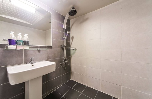 Daeyeon-dong Hotel | Busan Daeyeondong Hwanggeum
