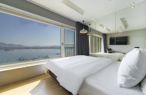 Gangseo District Hotel | Busan Myeongji Oceanview JK Hotel
