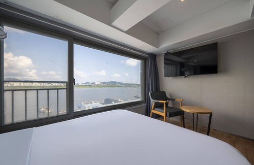 Gangseo District Hotel | Busan Myeongji Oceanview JK Hotel