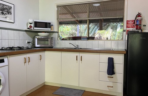 Nannup Cottage | Bush Cabin on the Blackwood River (Nannup)n