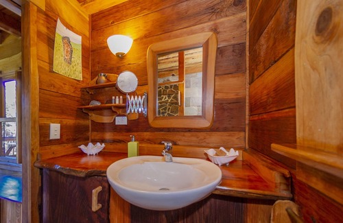 Kuaotunu Ski Chalet | Bush Chalet