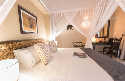 Hoedspruit Bed & Breakfast | Bushbaby River Lodge