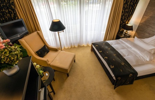 Schnelsen Hotel | Business & More Hamburg