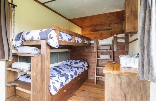 Woodbridge House | Buttercup Cow Shed 3