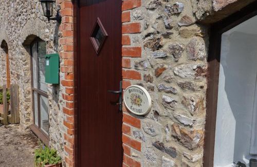 Honiton House | Butterton Cottage