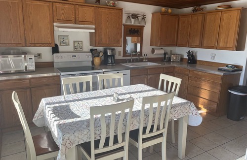 Long Beach House | Buy 2 get 3rd night FREE Nov 2025- March 2026 Oceanfront Home With Beach Access!