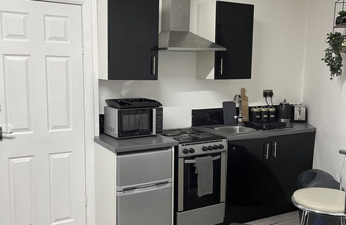 Huddersfield Apartment | BV Lush Studio At Queensgate Huddersfield