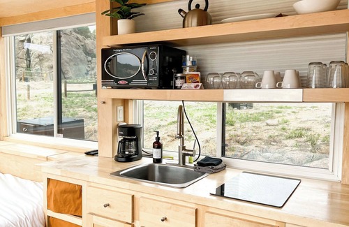 Buena Vista RV Rental | BV Overlook Camp & Lodging