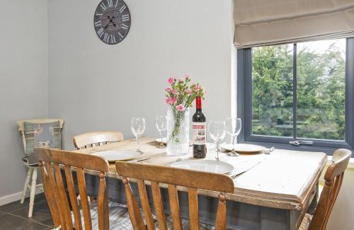 Keeston House | Bwthyn Clyd