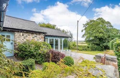 Menai Bridge House | Bwthyn Gwyn