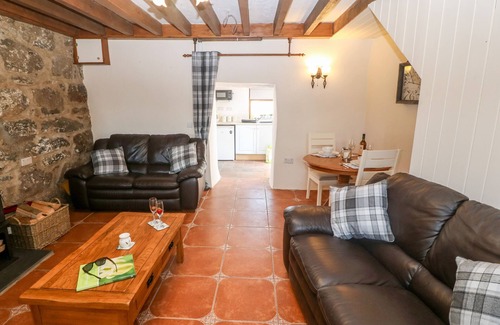 Garn Fadryn Cottage | Bwthyn Siop Pencaerau
