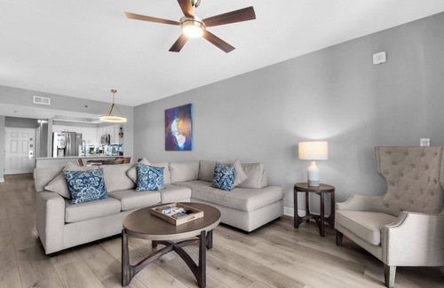 Seaspray Condo | ⭐By Beach in Seascape-Gulf Views-2 Pools + Kids Fountain-2BR Ariel Dunes I 2002
