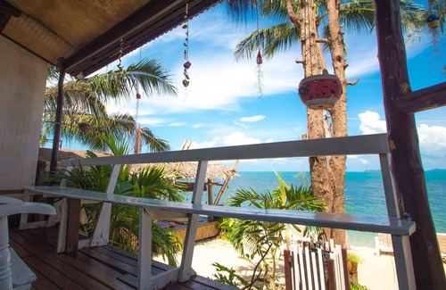 Bang Po Resort | By Beach Resort