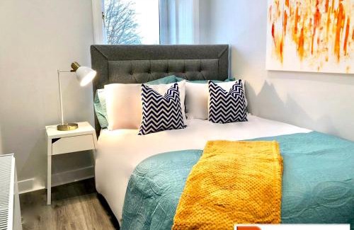Glasgow House | ByEvo Almar Villa - Close to City and Airport - Perfect for Contractors or large groups