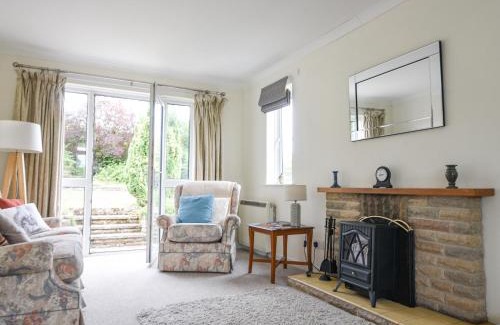 Axminster House | Byeways
